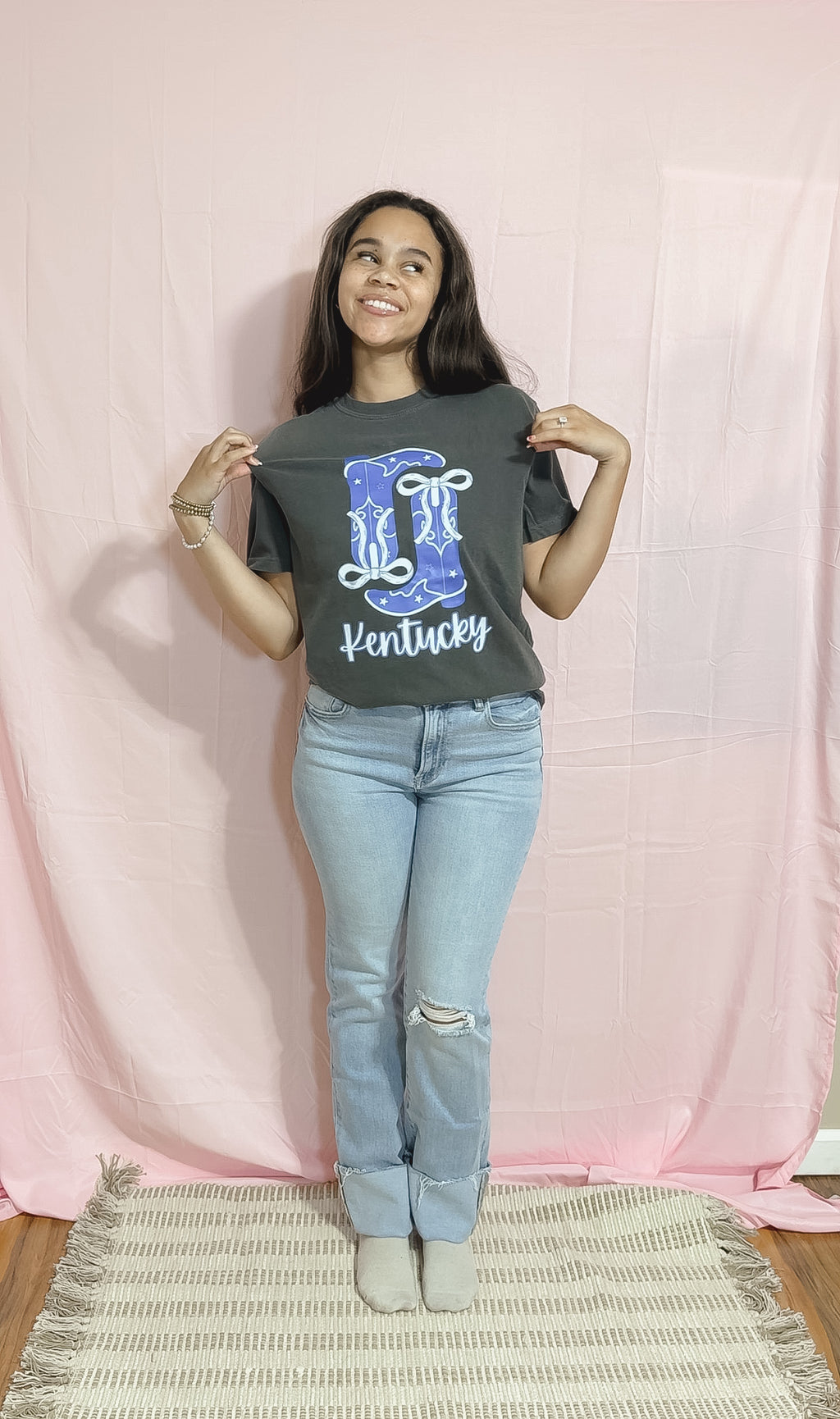 UK Boots and Bows Tee